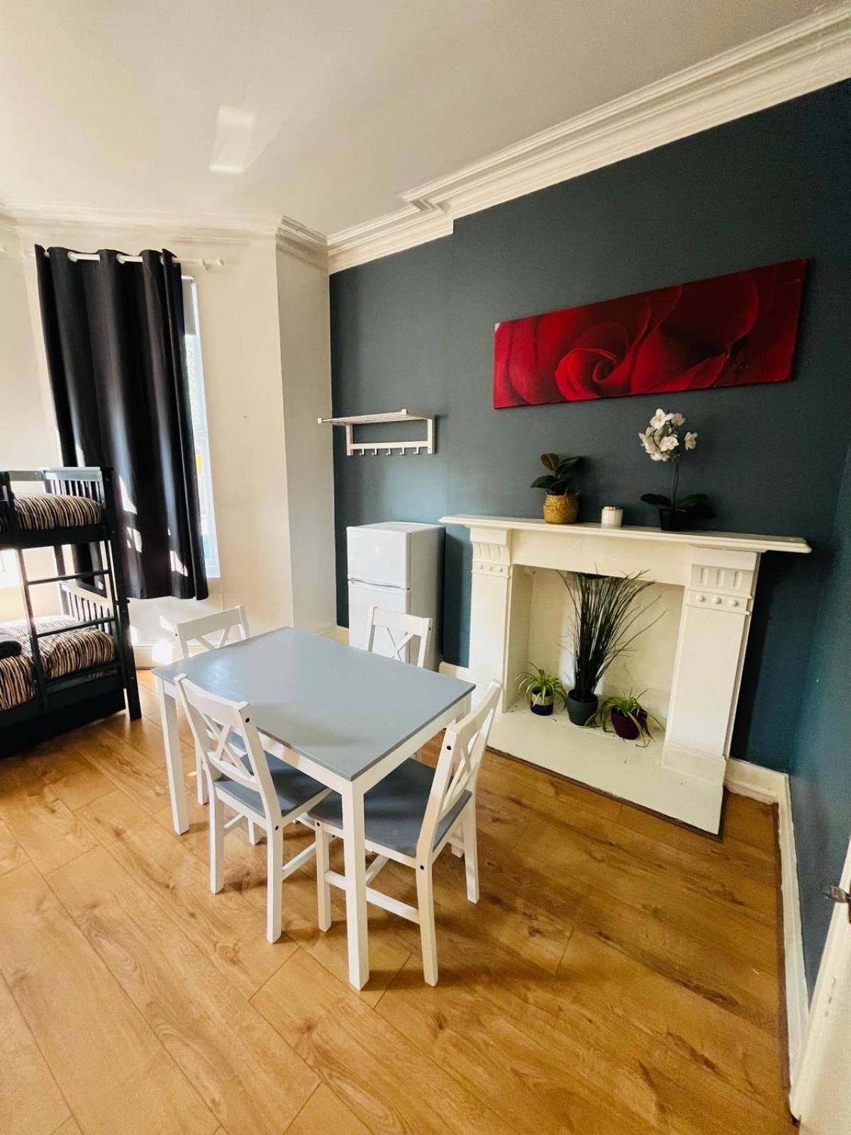 Wonderful Fully-Equipped Studio Near Central London 8 Exterior photo