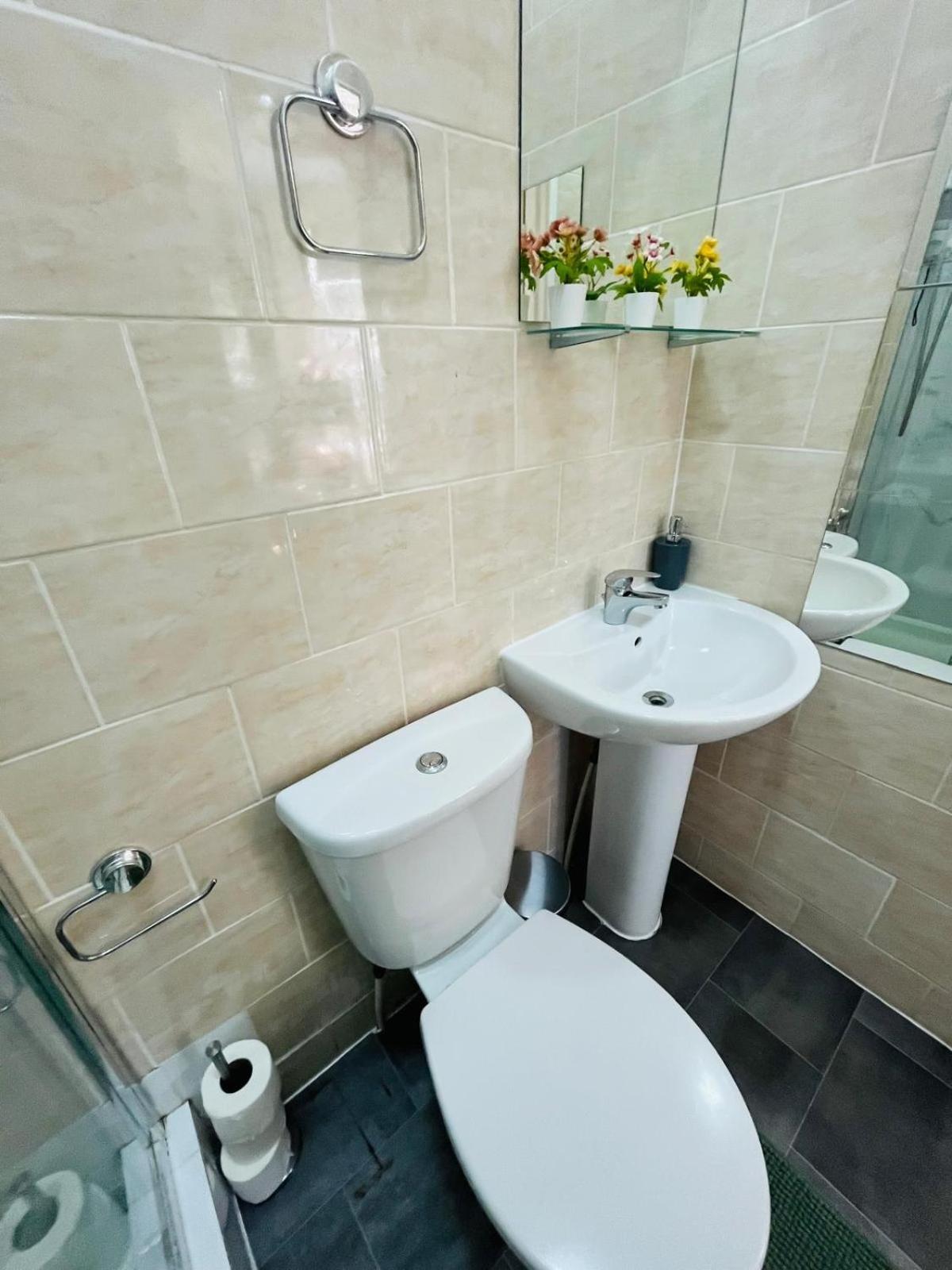 Wonderful Fully-Equipped Studio Near Central London 8 Exterior photo