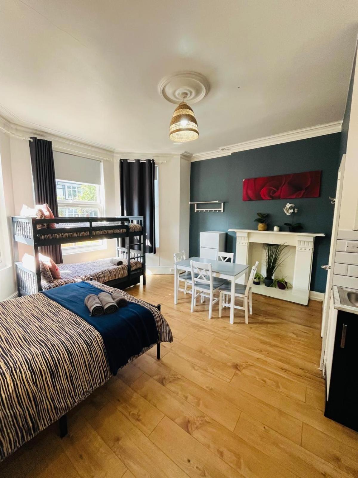 Wonderful Fully-Equipped Studio Near Central London 8 Exterior photo